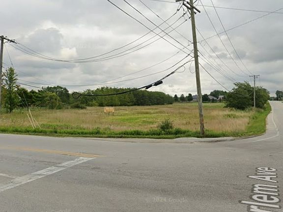 2nd image of 7200 W Steger Rd