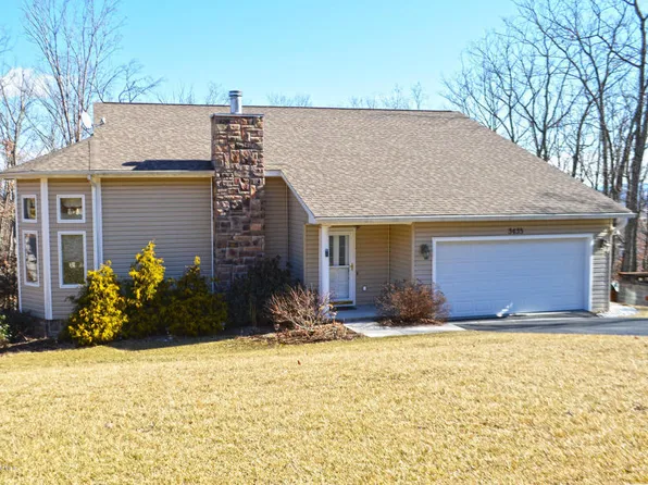 3435 Belaire Dr, Blacksburg, VA 24060