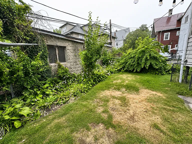 104 Perkins St — Photo 20