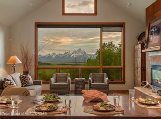 25000 N Deer Ct, Moran, WY 83013