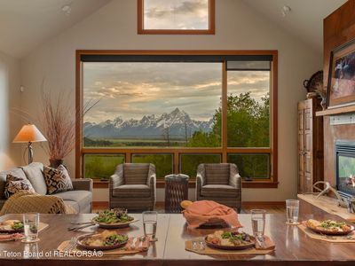 25000 N Deer Ct, Moran, WY, 83013