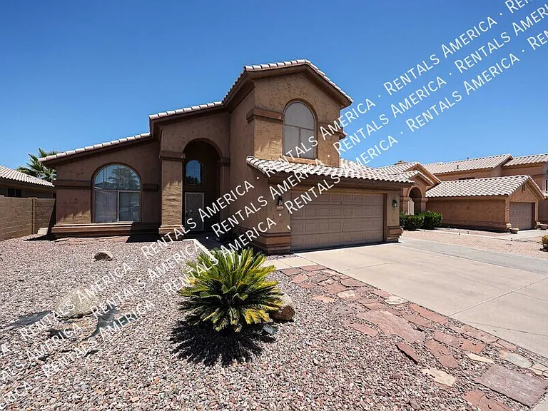 4616 E Summerhaven Dr — Photo 1