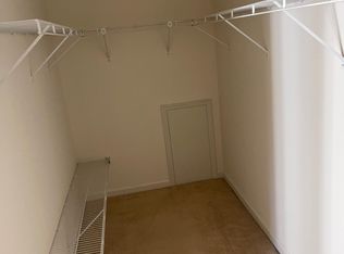 905 N York Rd, Willow Grove, PA 19090