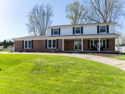 5325 Saint Richard Dr, Shelby Township, MI, 48316