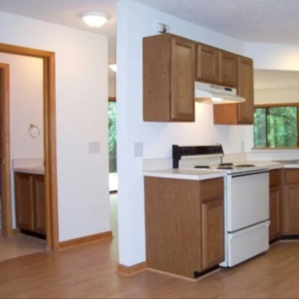 2 bed, 1.5 bath, 1330 sqft, $1,850 — Photo 3