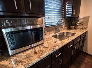 2001 Rosewood St, Houston, TX 77004