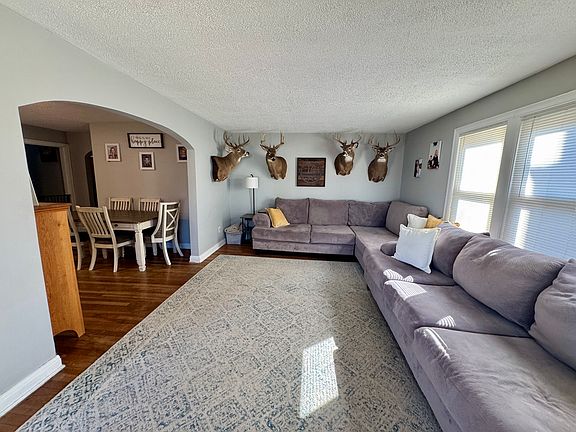 5th image of 216 S Main St