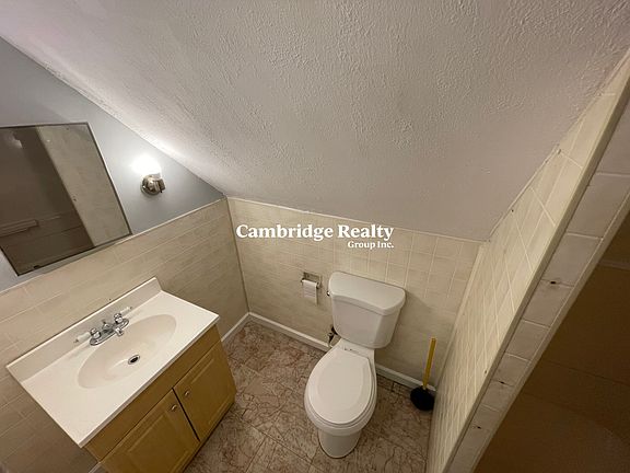 3rd image of 355 Medford St #3