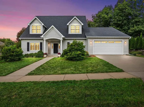 373 Boyd Ct, Iowa City, IA 52245