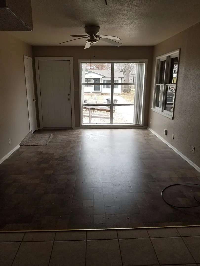 580 Elmhurst — Photo 3