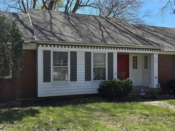 1313 E 98th Ter, Kansas City, MO 64131