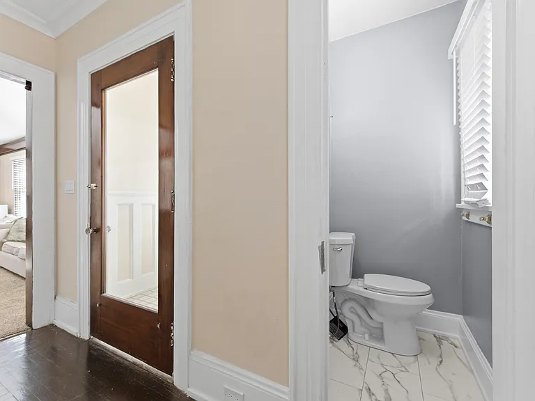 11115 Wade Park Ave — Photo 14