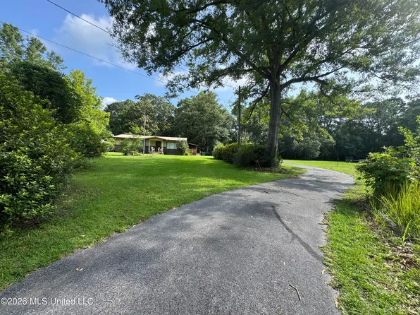 2980 Dwyer Branch Rd, Vancleave, MS 39565
