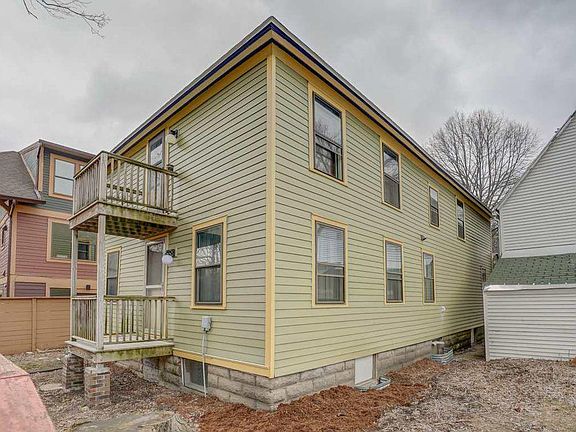 3rd image of 645 E Dayton St #647