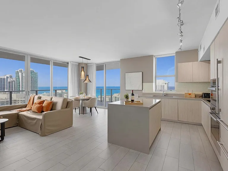 4010 S Ocean Dr #ID1227204P — Photo 10