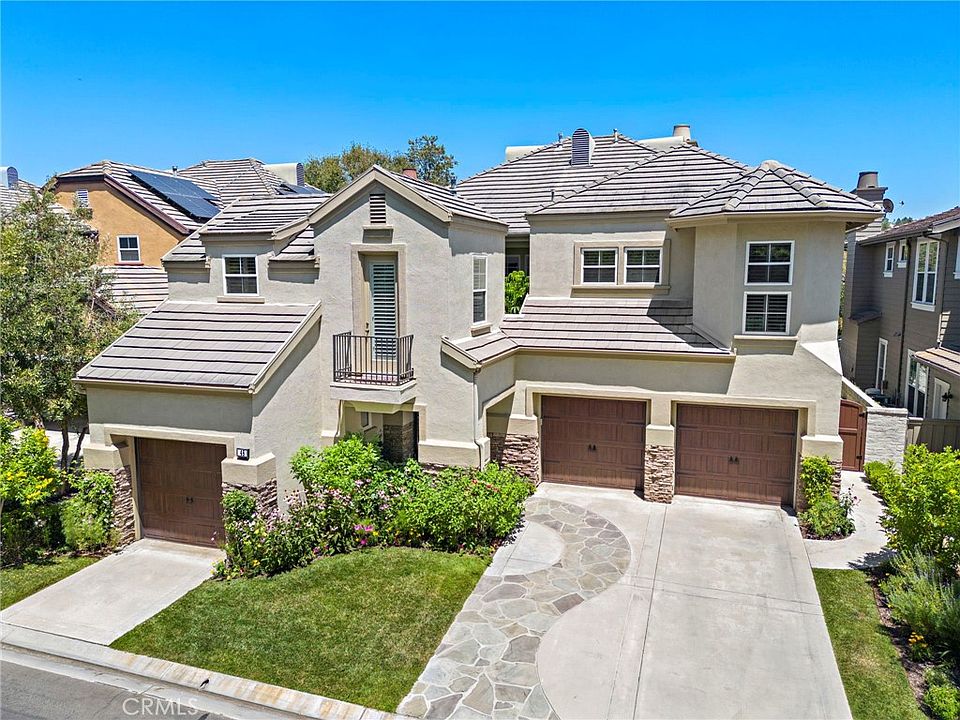1st image of 48 Downfield Way