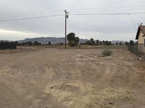 9867 S Prescott Dr, Mohave Valley, AZ 86440