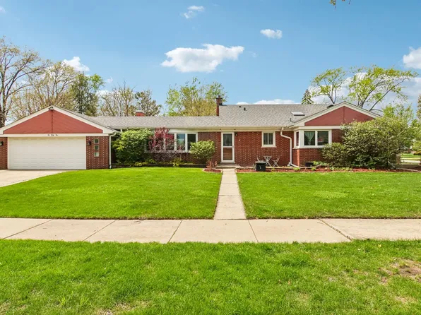 245 Amherst Ave, Des Plaines, IL 60016