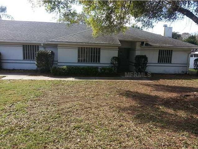 1st image of 5 Winterset Dr