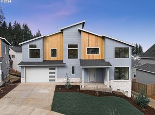 15325 SE Arrowhead Pl, Happy Valley, OR 97086