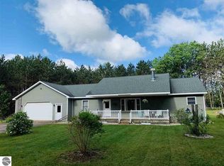 3040 Whispering Trl, Boon, MI 49618