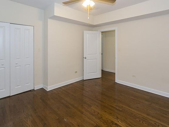 3rd image of 4814 N Wolcott Ave