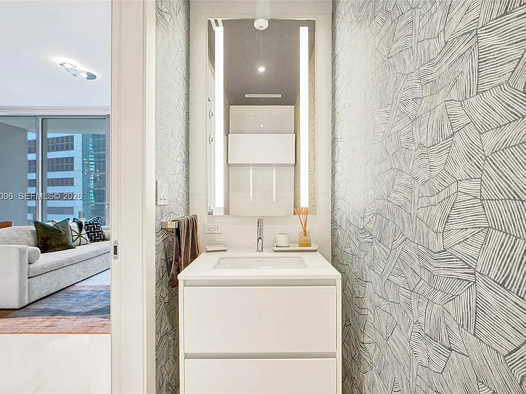 300 Biscayne Boulevard Way #1808W — Photo 38