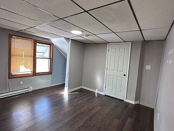 2nd image of 606 W Main St