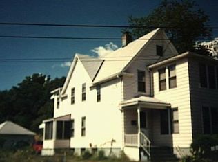 56 Rockland Ave, Bridgeport, CT 06610