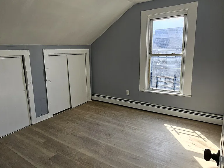 60 Pearl St #3 — Photo 3