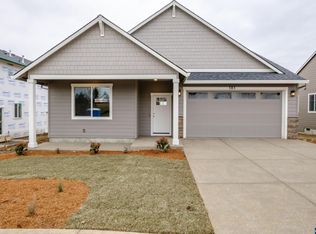585 NE Fern Ave, Dallas, OR 97338