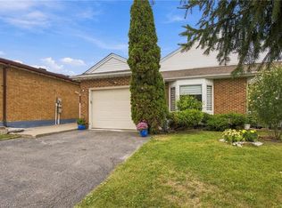 802 Strasburg Rd, Kitchener, ON N2E 2Y3