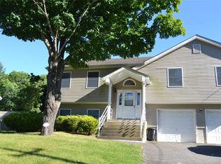 1418 Townline Rd, Nesconset, NY 11767