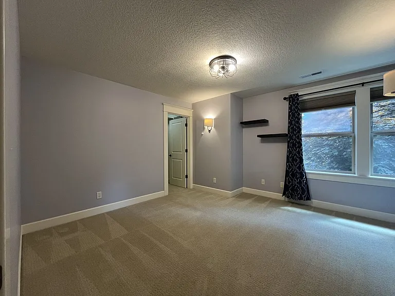 6435 McDuff Ct — Photo 56