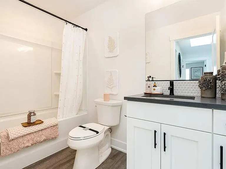 3062 NE Terreo Pl #3 — Photo 7