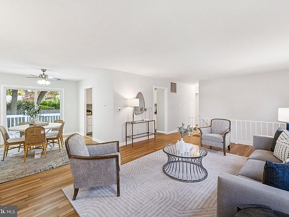 5th image of 9709 Corkran Ln