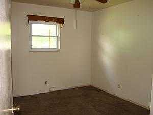 4th image of 606 Johnson St
