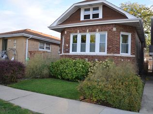 6944 26th St, Berwyn, IL 60402