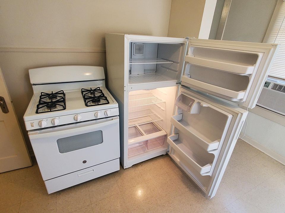 New fridge and gas range!
