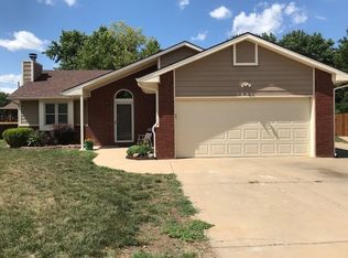 1635 N Pine Grove Ct, Wichita, KS 67212