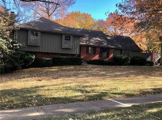 11337 Wornall Rd, Kansas City, MO 64114