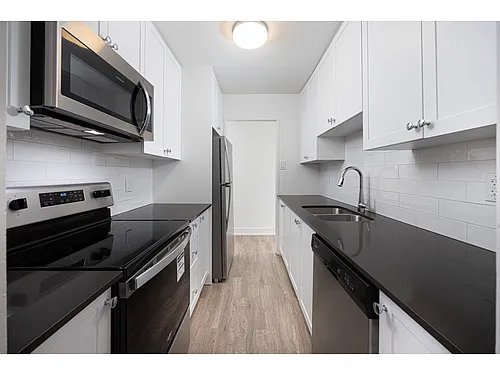 274 Cedar Ave Photo 1