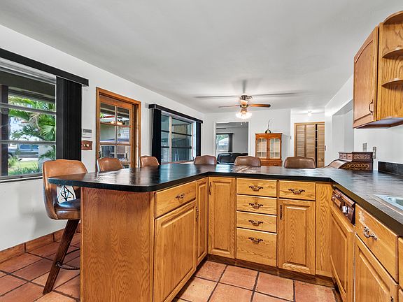 4th image of 467 W Shadyside Circle