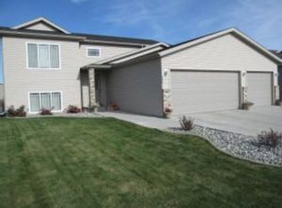 808 18th Ave W, West Fargo, ND 58078