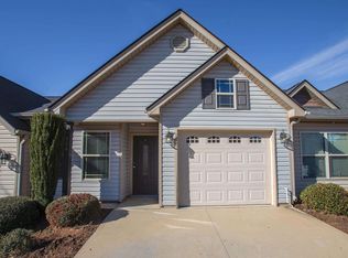 324 Aniken Cir, Boiling Springs, SC 29316