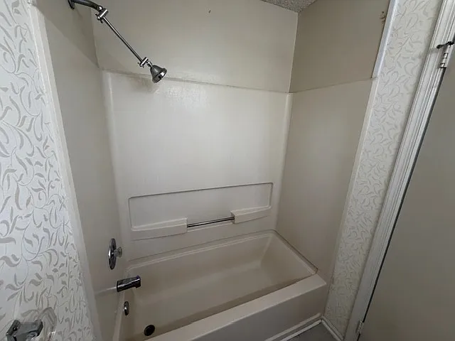 171 Federal Rd — Photo 14