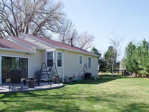 3rd image of 2440 Monterey Dr