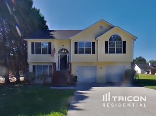 1747 Pheasant Dr, Hampton, GA 30228