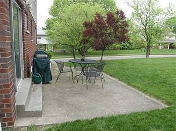 3rd image of 6258 Sharlene Ct