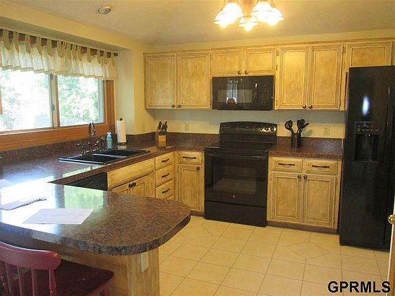4th image of 2310 Corn Dr